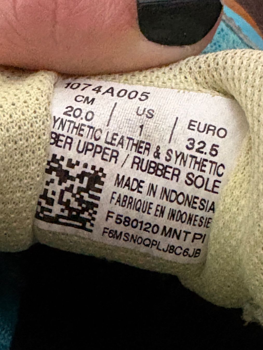 Asics Scarpe per ragazzi: Turnschuhe gr 32.5 – Usato da Egg b. Zürich venduto da dalanna 6