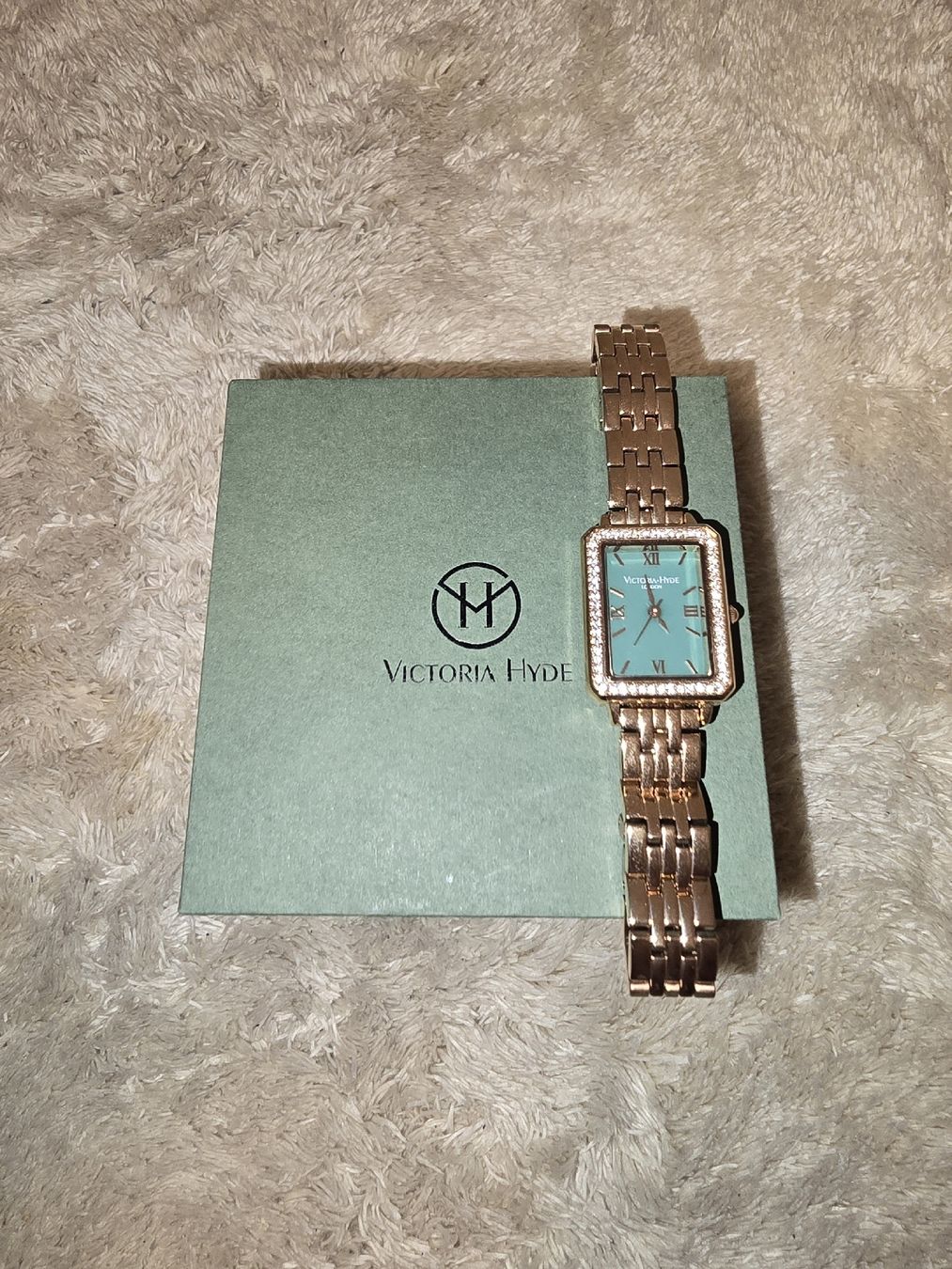 Uhren: Montre Victoria Hyde – Neu und originalverpackt aus Martigny von joanavale