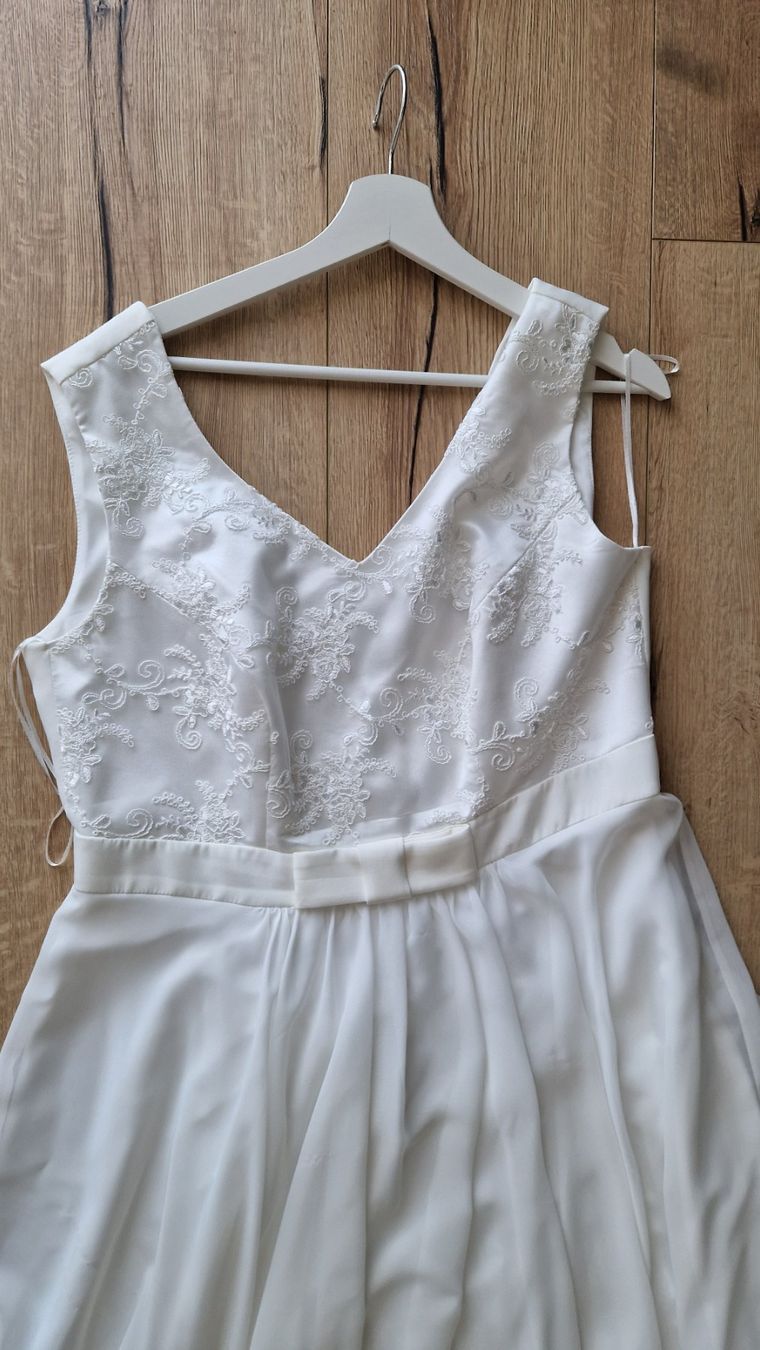 Kleider: Brautkleid/Hochzeitskleid – Gebraucht aus Vorderthal von olg_cs9j 1