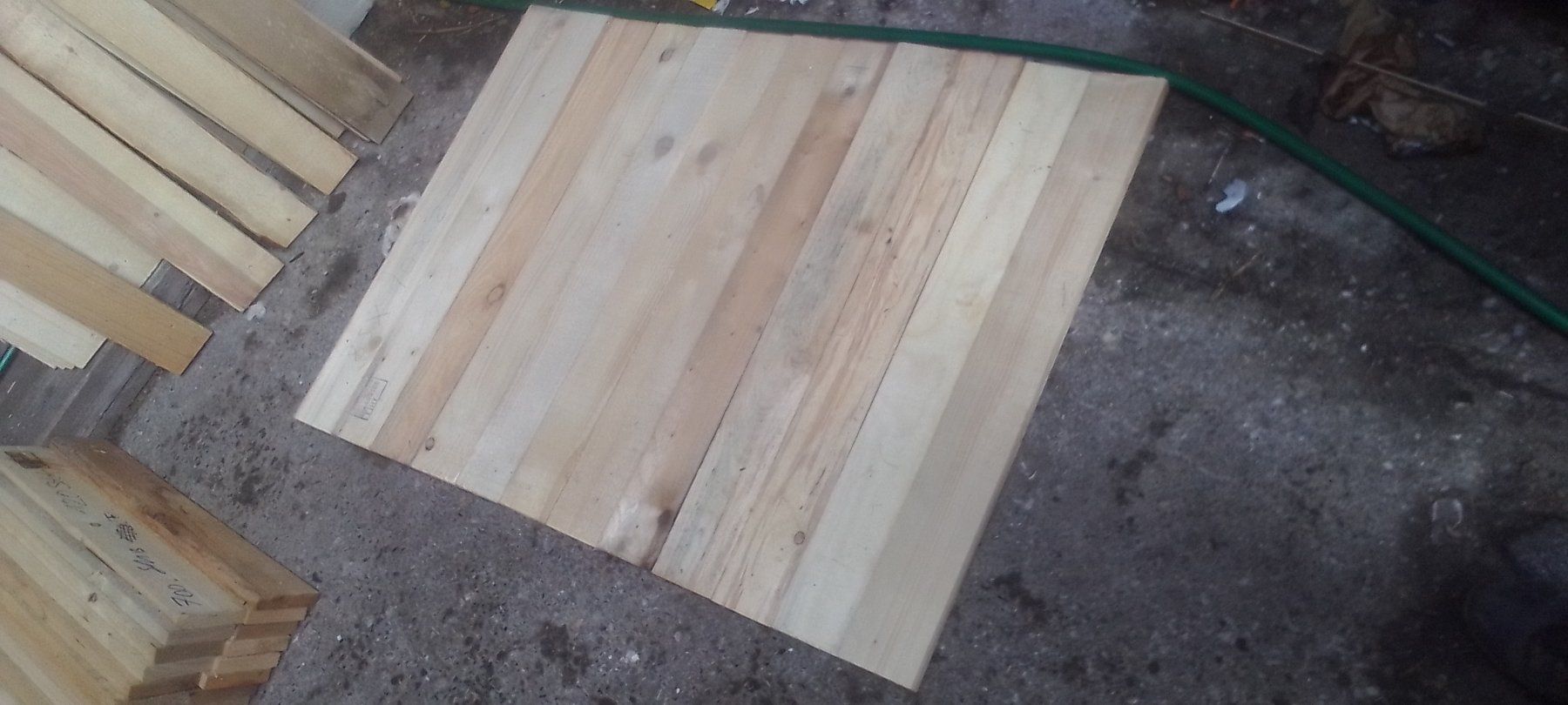 Articoli in legno: Holzbretter 85/10/2cm 120 St. – Usato da Thun venduto da barakuda05 3
