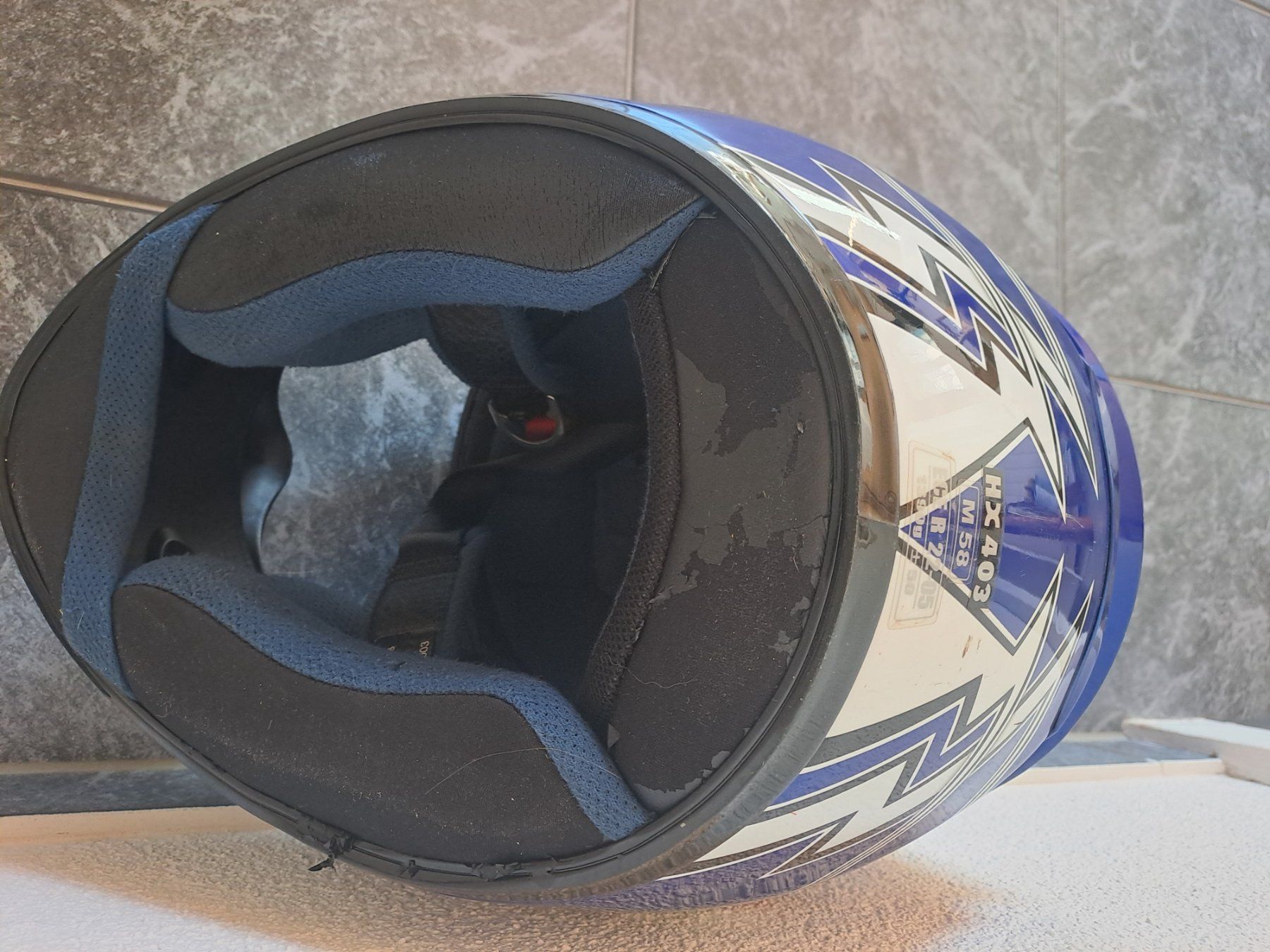 IXS Caschi & visiere: IXS Motorradhelm, Blau/Weiss, Grösse M – Usato da Wängi venduto da Raettli10 5