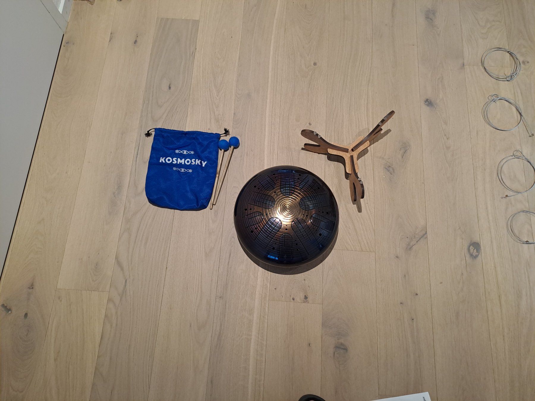 Musikinstrumente: Zungetrommel / Kosmosky / A-Moll – Gebraucht aus Windisch von pii90 2