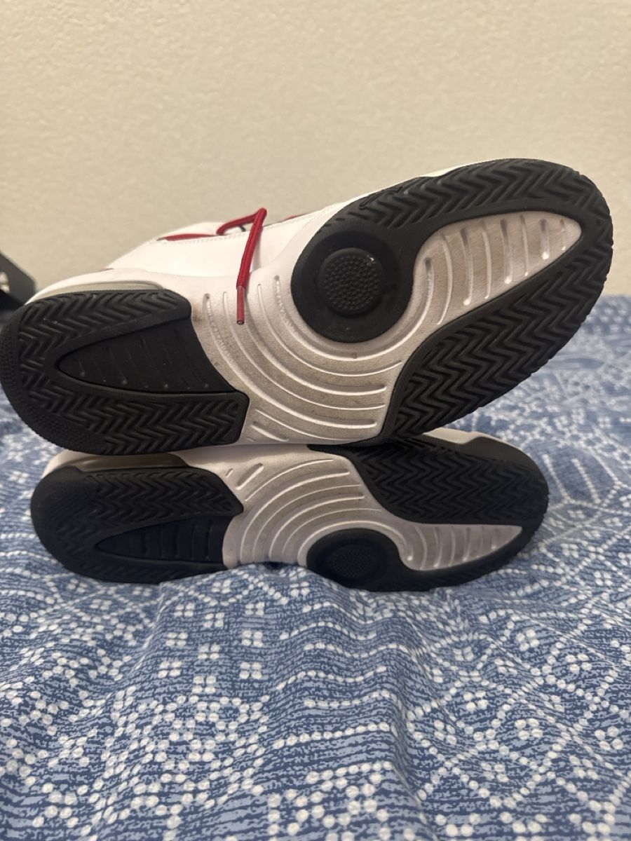 Chaussures hommes: Jordan Max aura – D'occasion à Collombey par mel_wyb8 4