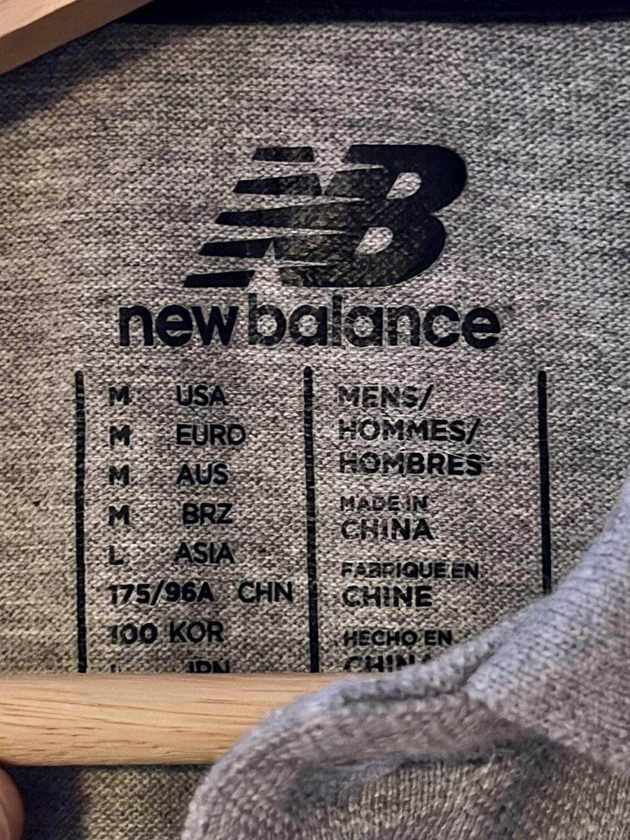 Magliette Polo: Polo New Balance gris, taille M – Usato da Boudry venduto da LuigiLoot 2