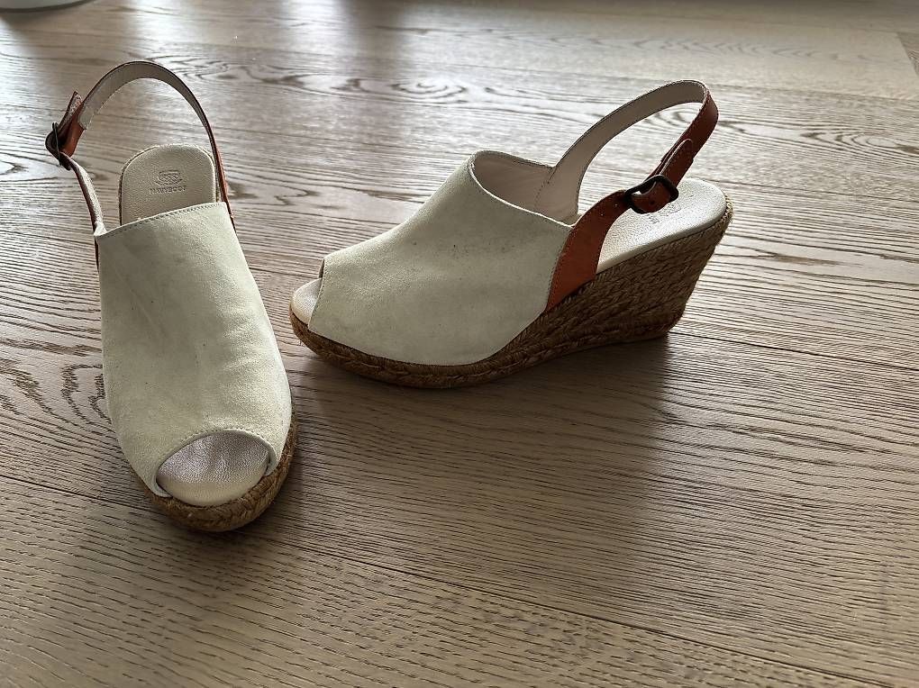 Damenschuhe: Navyboot Sandaletten Grösse 40 – Gebraucht aus Uetikon am See von Laura__S 2