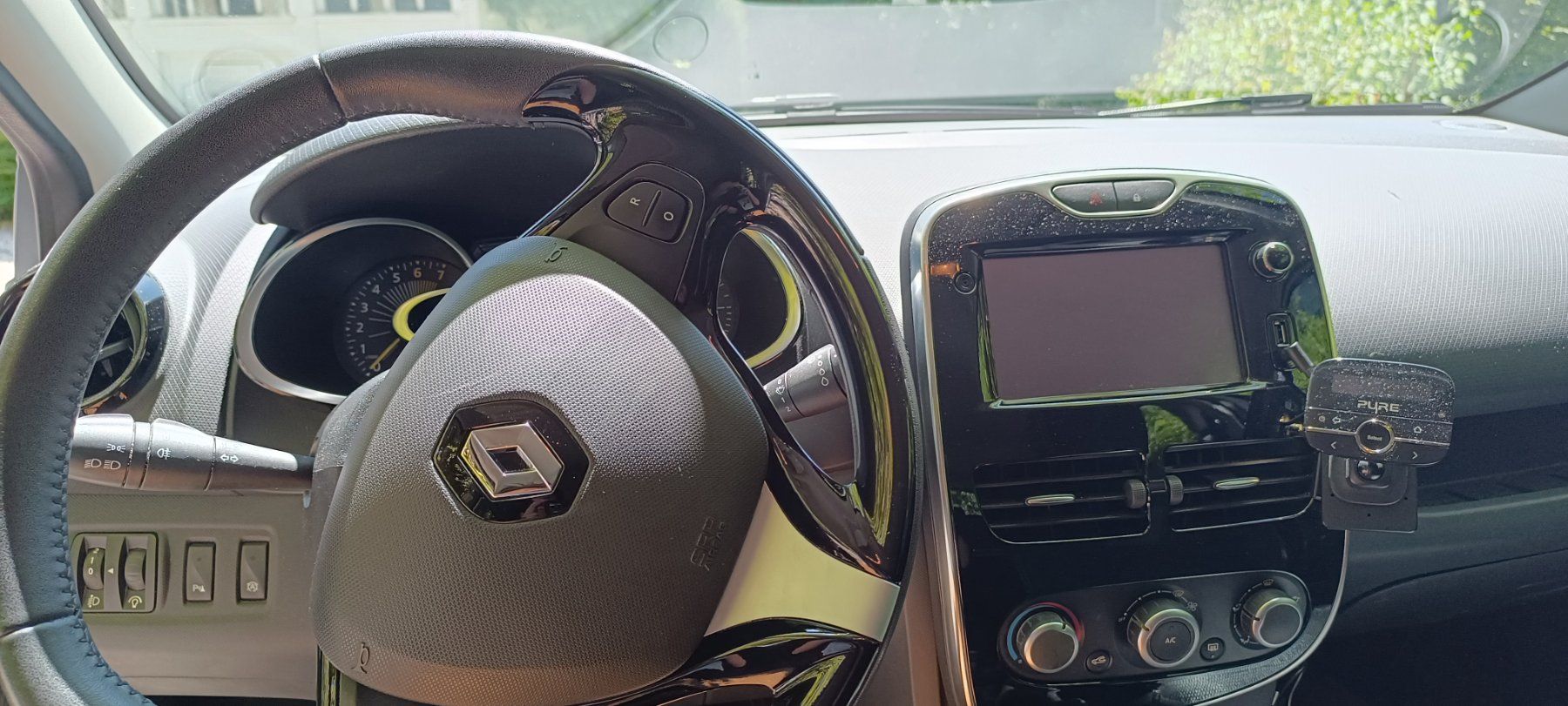 Renault Automobili: Renault Clio 90 – Usato da Laax GR 2 venduto da candyshop 6