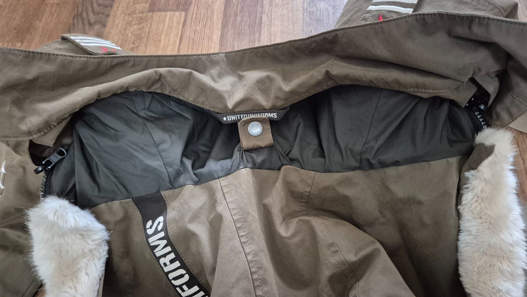 Giacche: Olive green winter coat size S – Usato da Zürich venduto da monadiederich 8