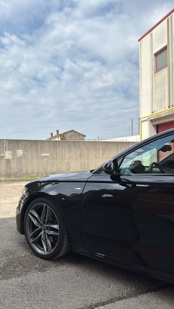 Audi Autos: Audi A6 3.0 TDI 2012 – D'occasion à Neuendorf par vik_m2kt 2