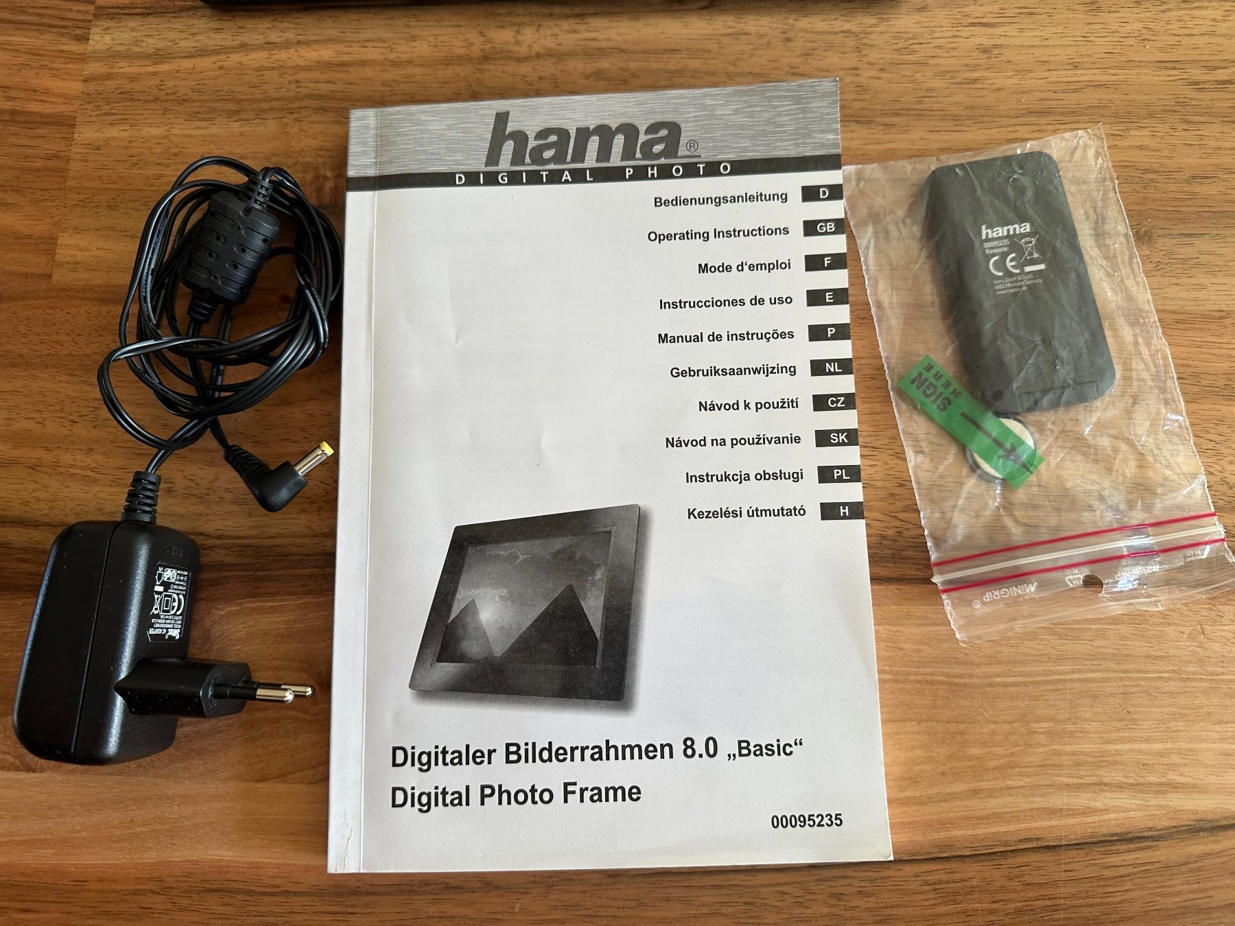 Hama Cornici: Hama Digitaler Bilderrahmen 8.0 – Usato da Stallikon venduto da Rsiri 3