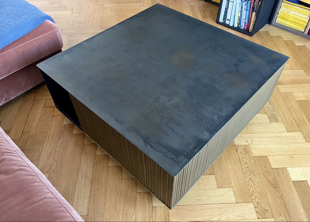 Maisons du monde Tavoli: Table basse en métal ondulé – Usato da Lausanne venduto da picola29 4