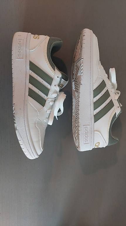 Scarpe da donna: Adidas Schuhe 37 1/3 – Usato da Uster venduto da mar_t8qk 2