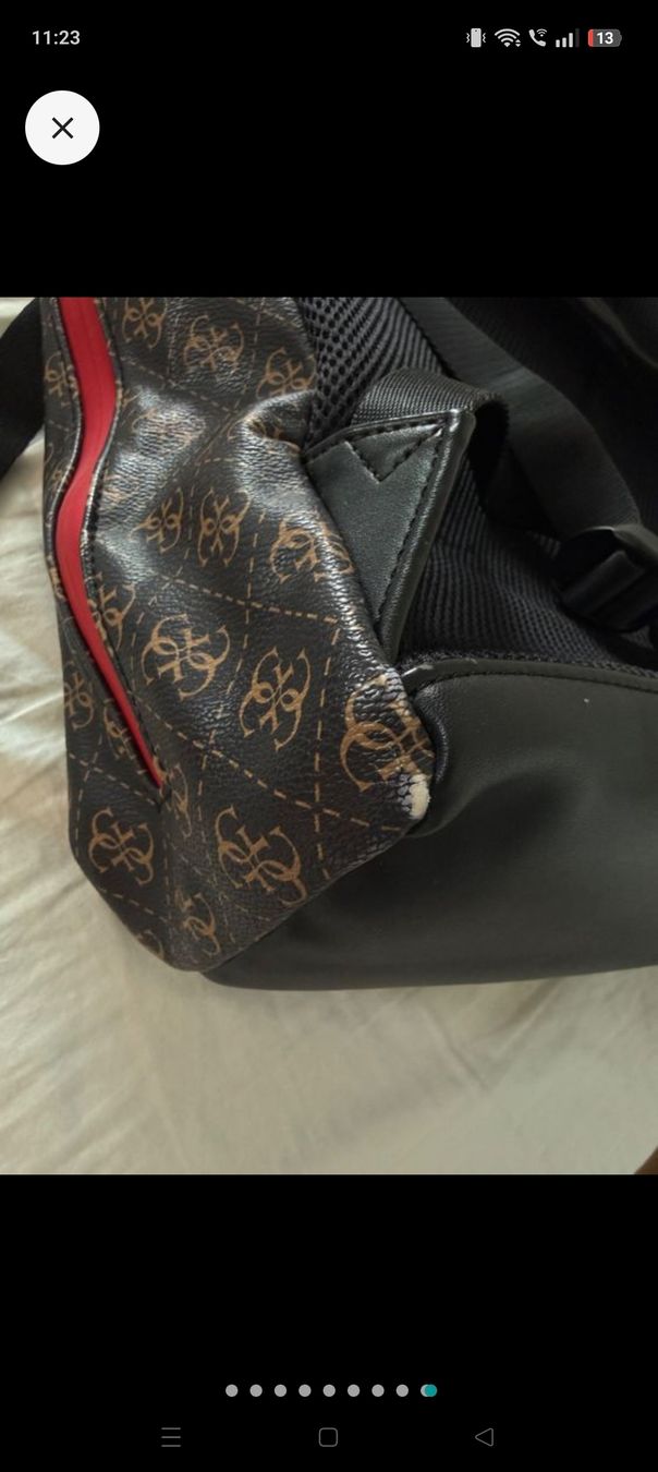 Guess Sacs à dos: Sac à dos Guess monogramme marron/gris neuf 40 chars – D'occasion à chatel St denis par AD.Leder.Cuir 4