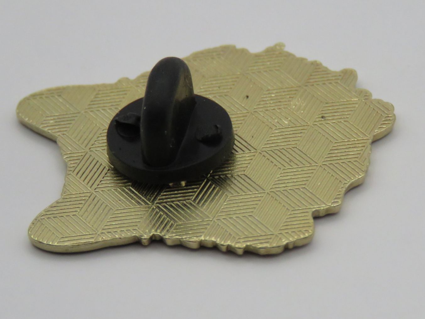 Broches & Aiguilles: Ansteck Pin - WOLF - Emaille - 3x2,5cm – Neuf avec emballage d'origine à Grenchen par Yamahwildstar16 3