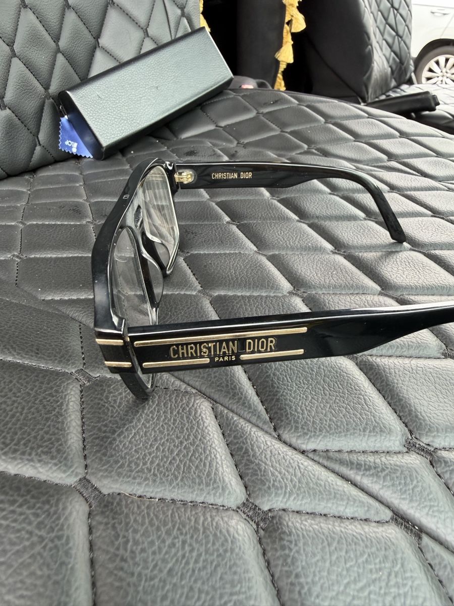 Dior Lunettes & Verres: Christian Dior Brille  – D'occasion à Dietikon par una_y6wy 2
