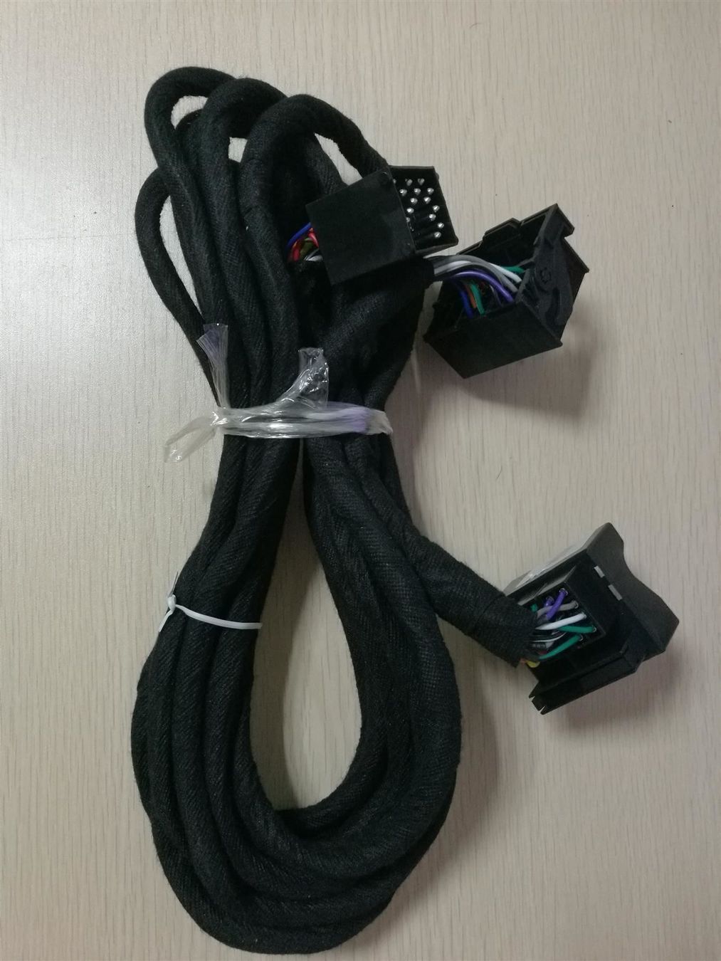 BMW Accessori per altri veicoli: 6M Kable Auto dvd für bmw e39 e46 Serie – Nuovo e nell'imballaggio originale da Malans GR venduto da BUYBEST-Schweiz 3