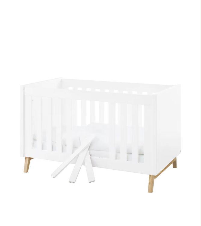 Babybett / Kinderbett Riva von Baby Walz – wie neu (Neu (gemäss ...
