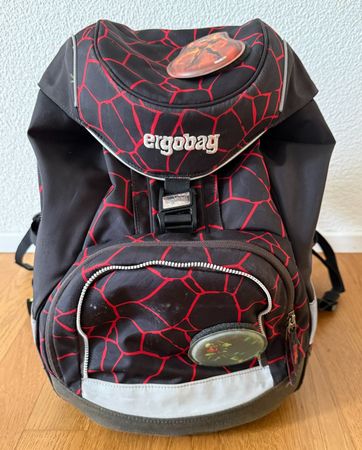 Ergobag Schulrucksack Lava Superhelden inkl. 2 Etuis