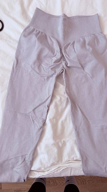 Leggings: Teveo Leggings – Usato da Jegenstorf venduto da _alena_21 1