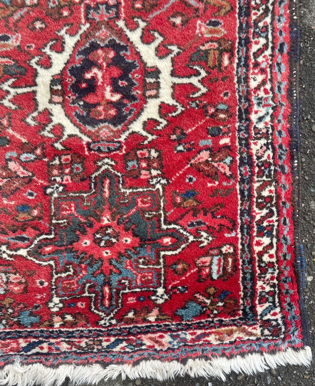 Teppiche: Handgeknüpfte Persische Orientteppich – Gebraucht aus Root von  4