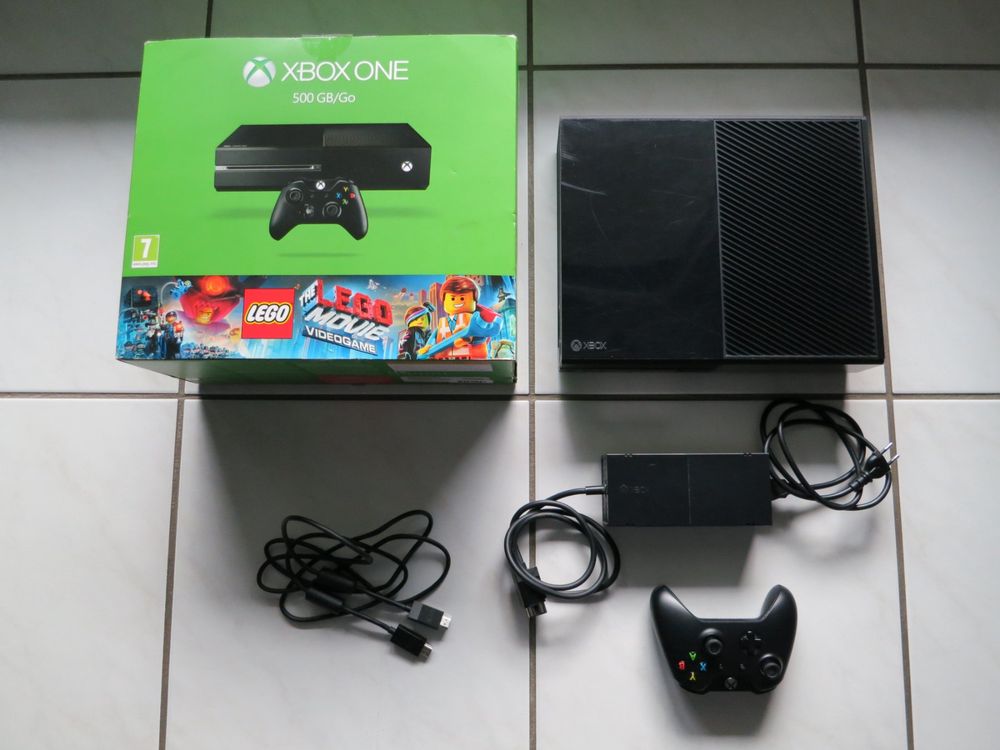 XBOX ONE 500 GB mit 1 Controller in OVP Kaufen auf Ricardo
