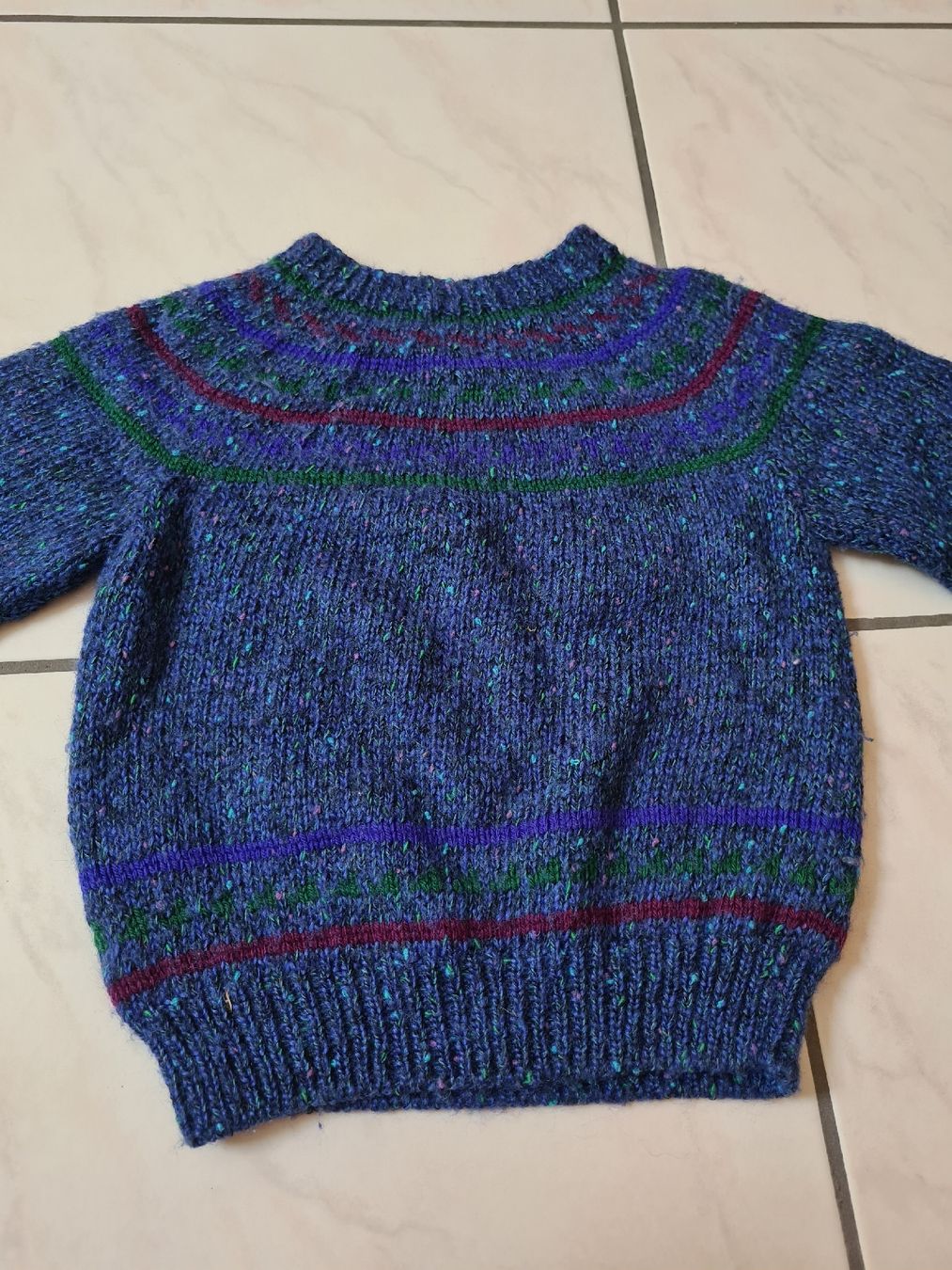 Maglioni & Felpe: Handgestrickter Pullover aus Baumwolle (3-4J) – Usato da Ebikon venduto da Songbird85 1