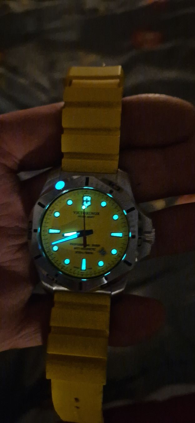 Victorinox Orologi: Victorinox professionel diver – Usato da Burgdorf venduto da maj_swz8 6