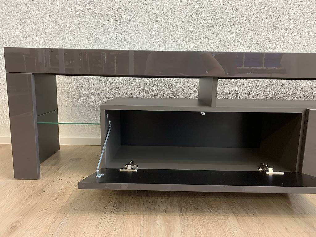 Mobili TV: TV Lowboard Anthrazit Hochglanz mit Klappfächern, Glasböden – Usato da Obernau venduto da Arche_Noah_Brocki 4