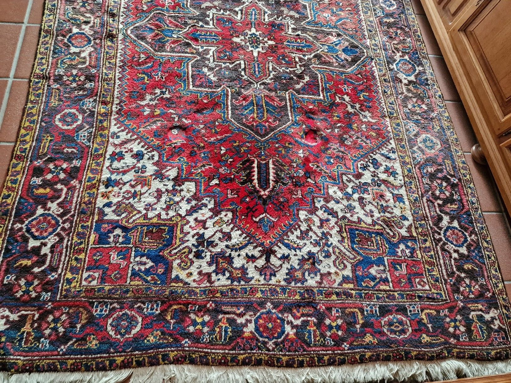 Tappeti: Antiker Teppich mit Muster mehrfarbig – Usato da BERN venduto da Intarsia 3