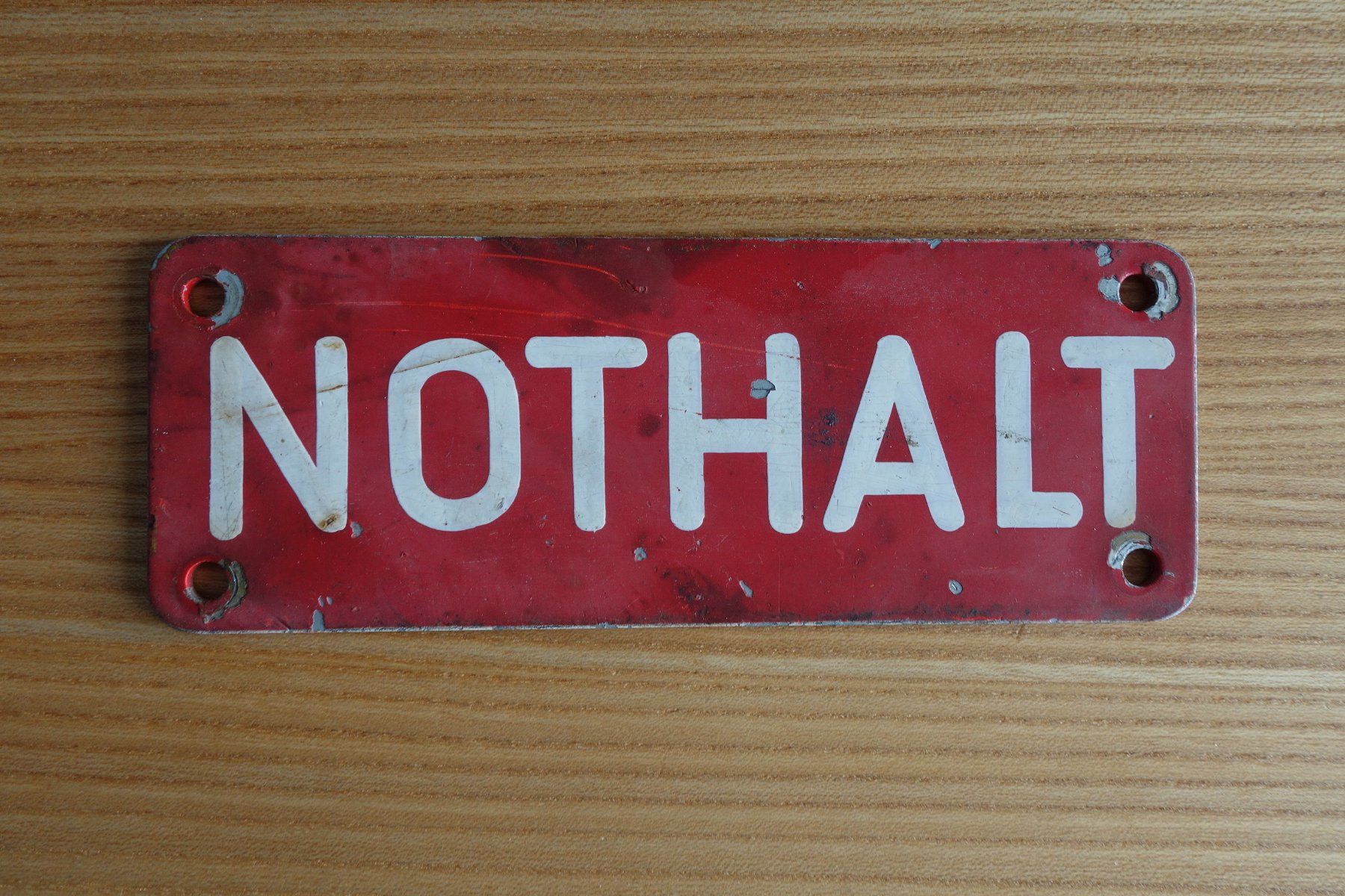 SBB/CFF/FFS Insegne: SCHILD - NOTHALT - BAHN - SBB ? - STRASSENBAHN - ANTIK – Usato da Ibach venduto da Ibanto