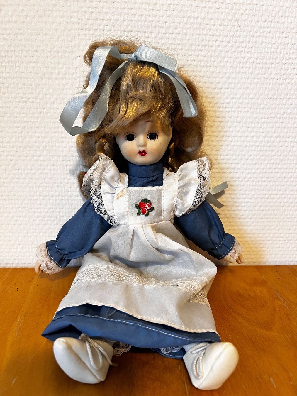 Bambole: Puppe mit Kleidchen – Usato da Arbon venduto da mei_cnd6 1