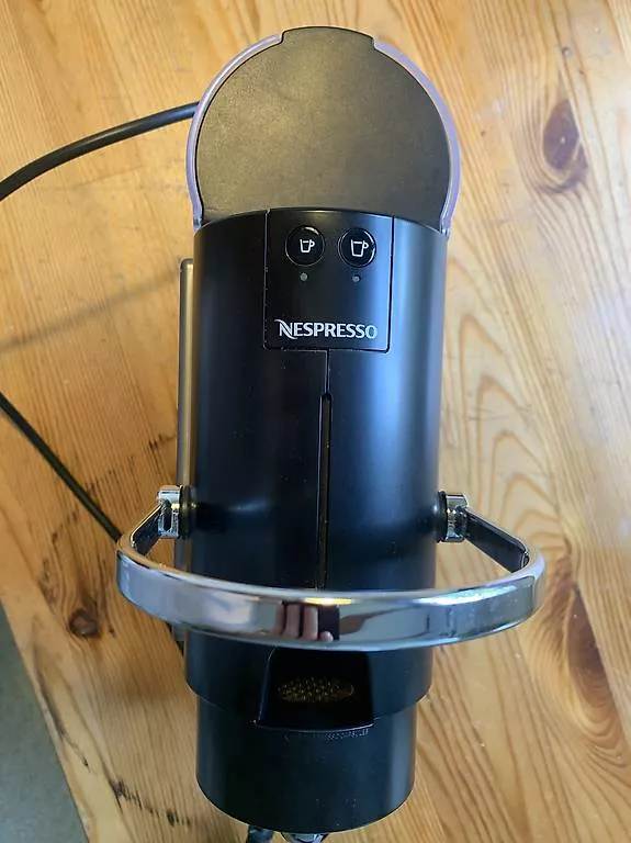 Macchine per caffè & Macchine per espresso: Nespresso Kaffeemaschine Pixie – Usato da Wabern venduto da walsn1