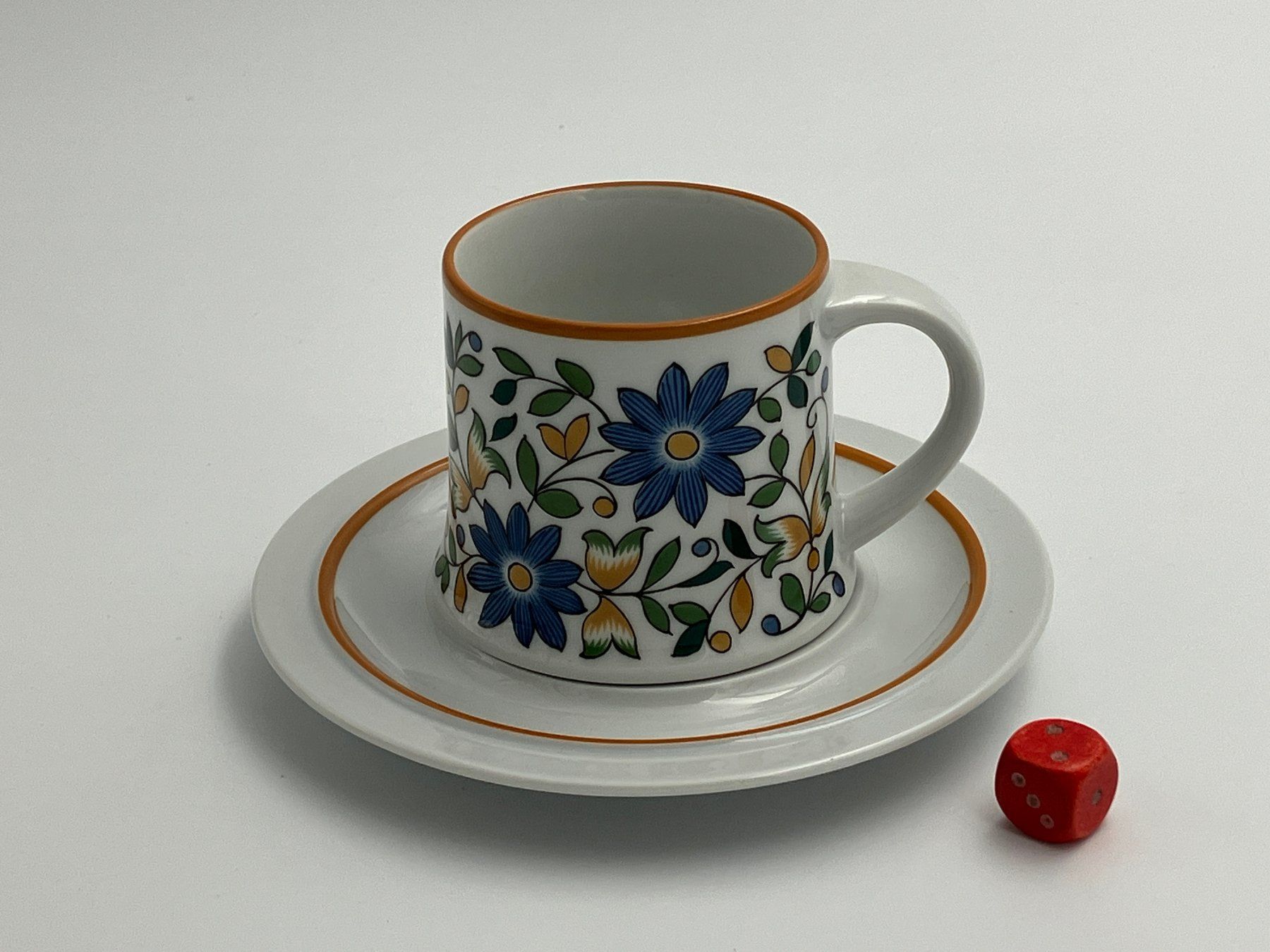 Geschirrsets: Langenthal Kaffeeservice stylisches Blumendesign 1970er – Gebraucht aus Uttigen von I_like 5