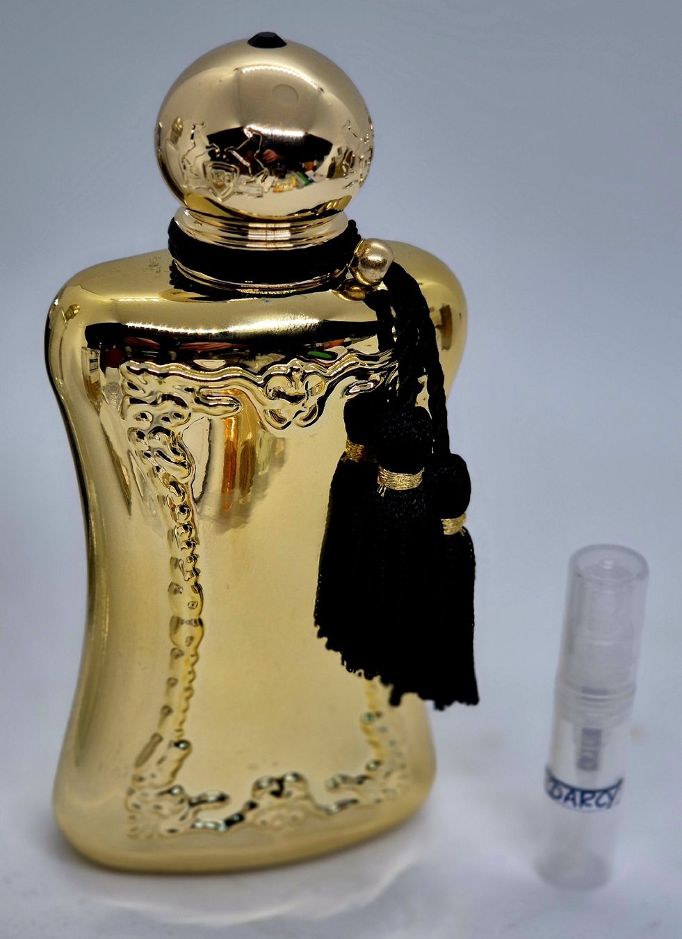Profumi & Eau de Toilette: 2 ml DARCY PARFUMS DE MARLY ABFÜLLUNG – Nuovo (secondo la descrizione) da St. Gallen venduto da CaliSunshine