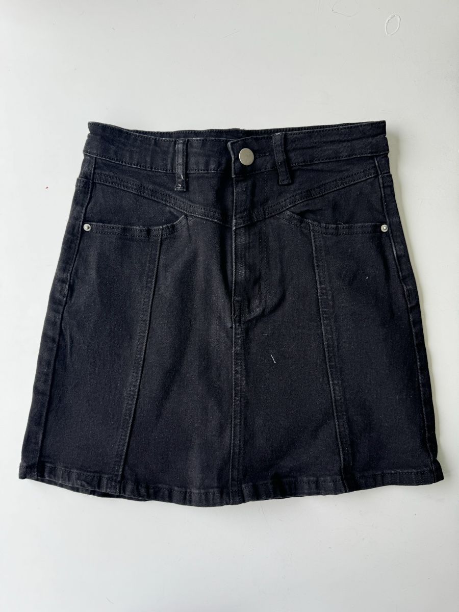 Röcke: Black Denim Mini Skirt, High-waisted – Neu (gemäss Beschreibung) aus Zürich von forestF4iry