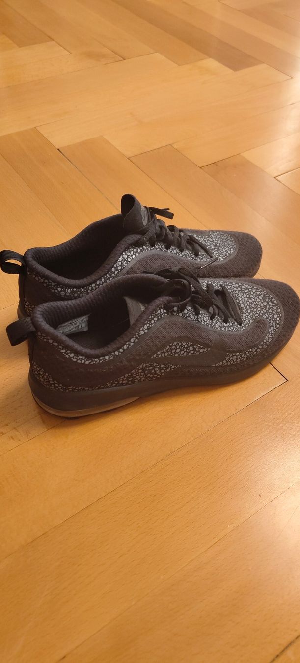 Nike Herrenschuhe: Nike Schuhe – Gebraucht aus Luzern von mel_vjd5