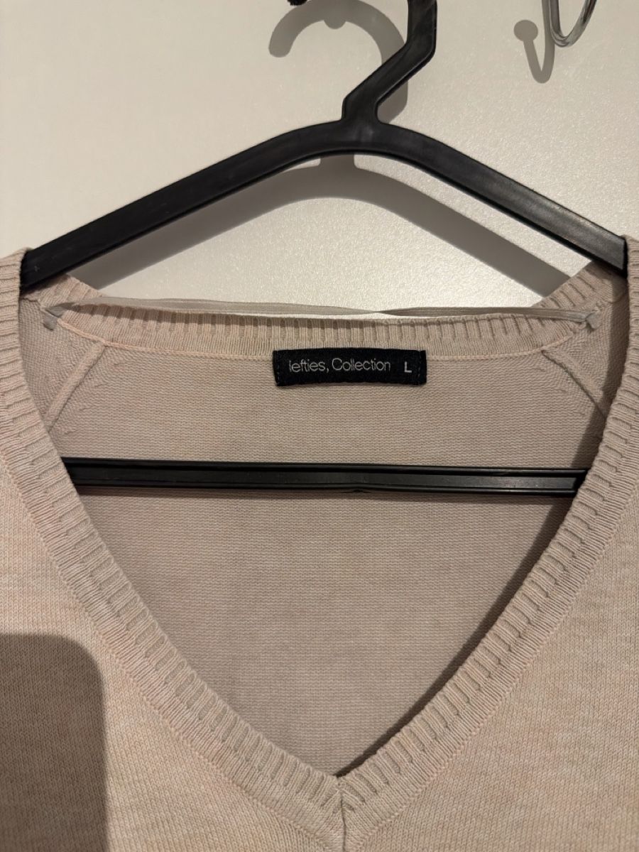 Maglioni & Felpe: Getragener Pullover – Usato da Döttingen venduto da chi_8d8b 1