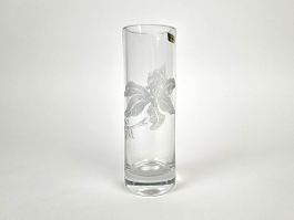 Vase mit eingeritzten Blumen