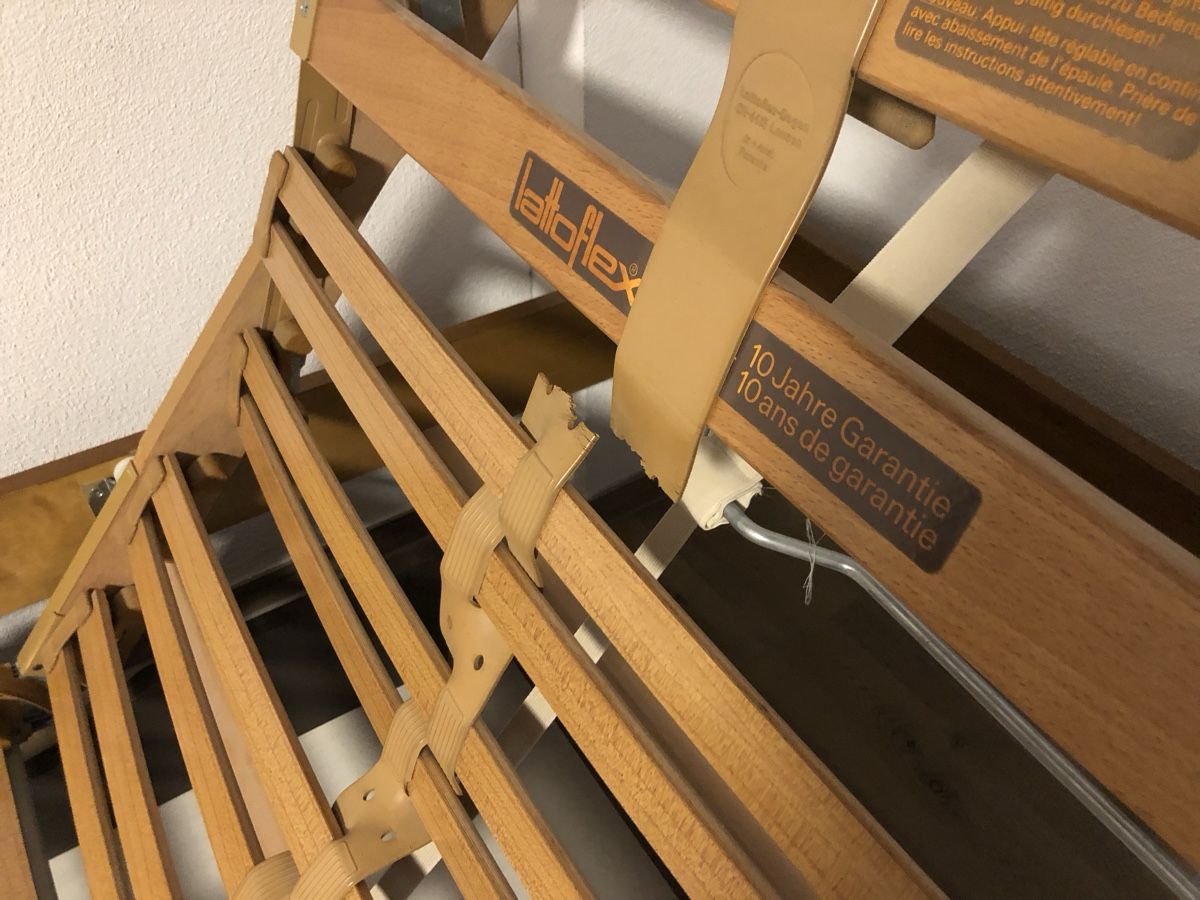 Betten: Bett mit Rost knickbar 200x90 – Gebraucht aus Thundorf von muzuc001 8