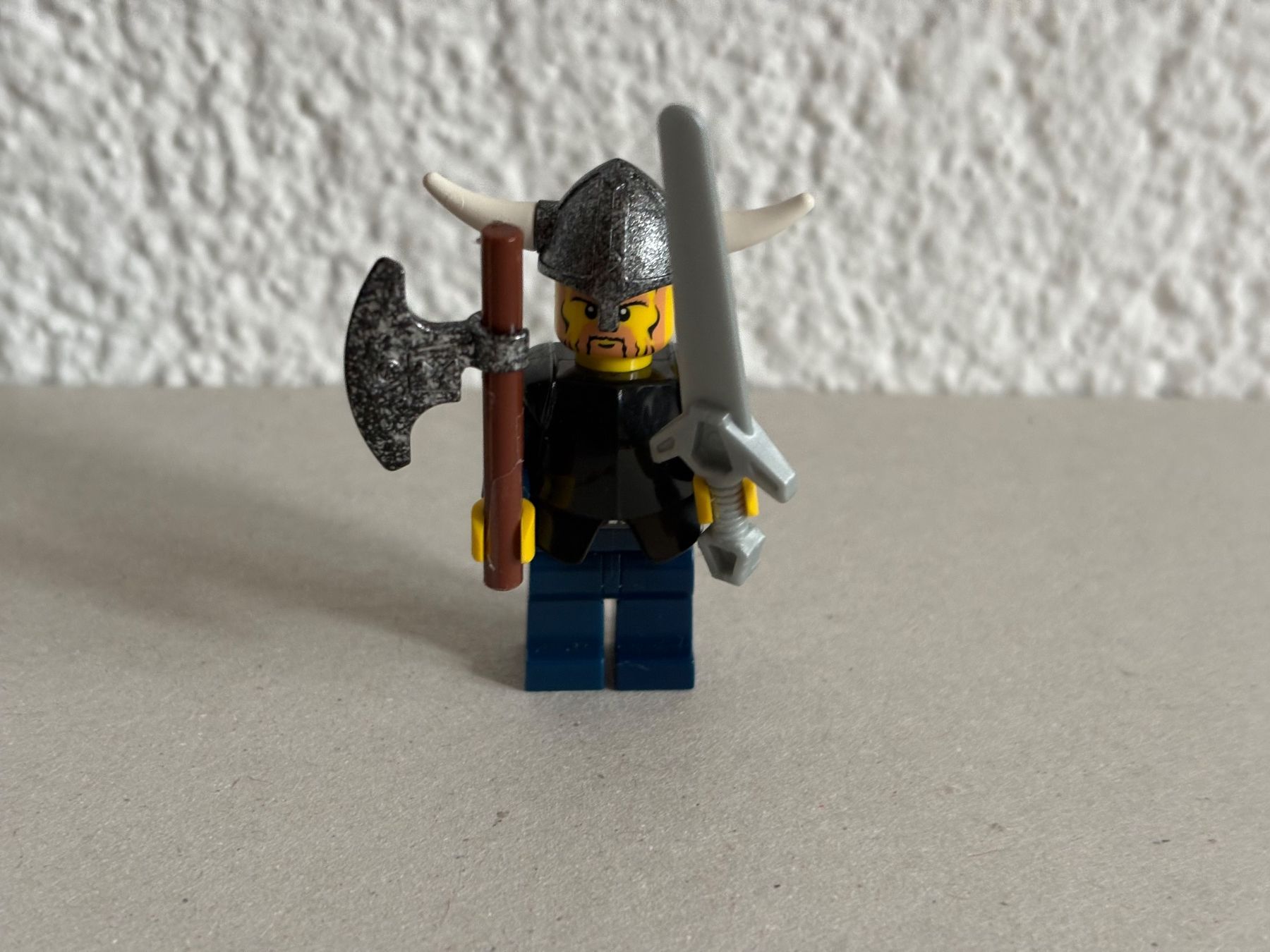 Lego Giocattoli: LEGO Viking Warrior challenges the Fenris Wolf 7015 – Usato da Wollerau venduto da per_q7wn 5