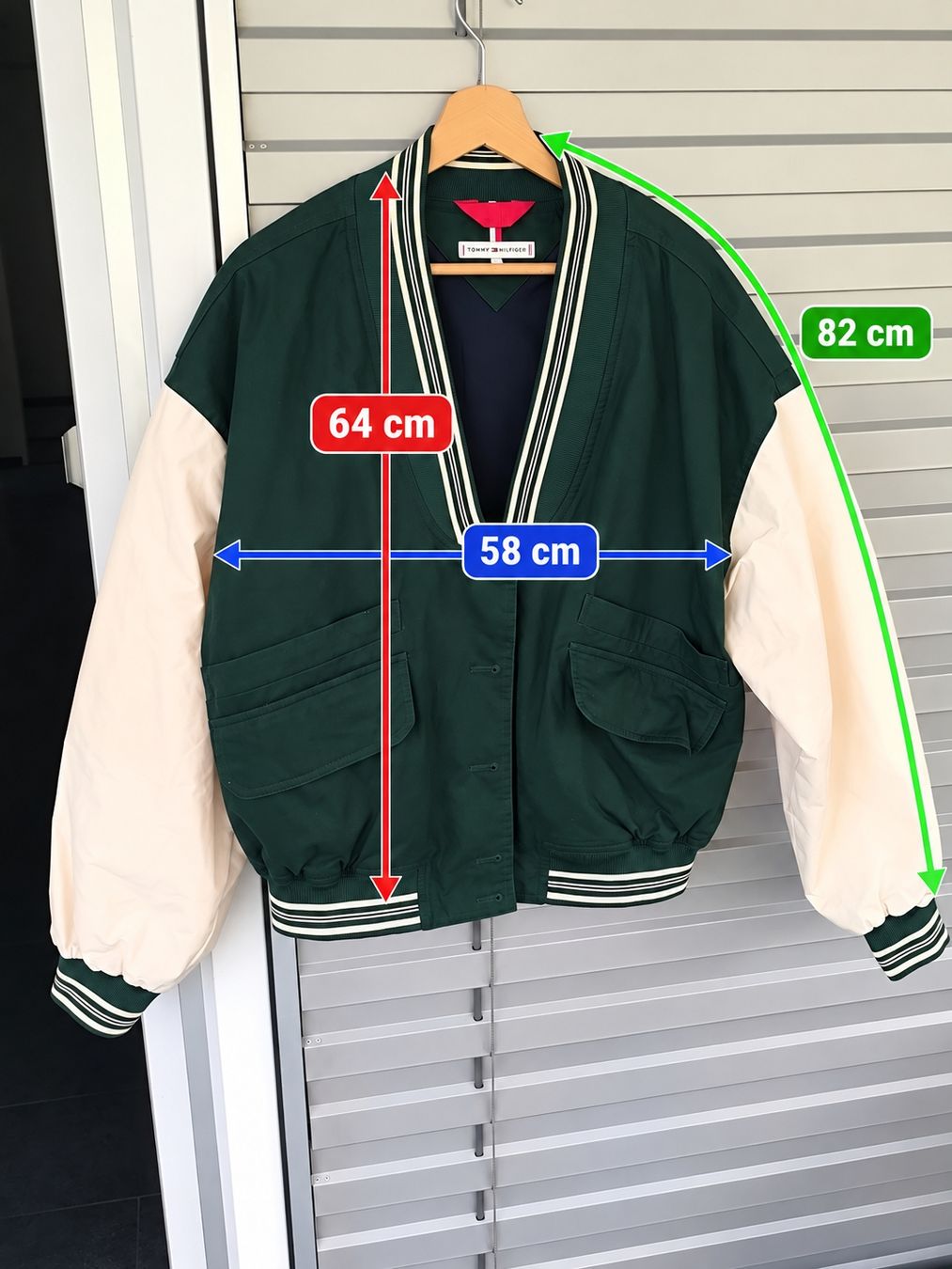 Tommy Hilfiger Jacken: Jacke Tommy Hilfiger  – Neu (gemäss Beschreibung) aus Oftringen von Lejaleja 1