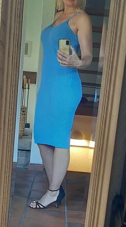 🌿 ARKET Rippstrick Midikleid L – Hellblau, Spaghettiträger