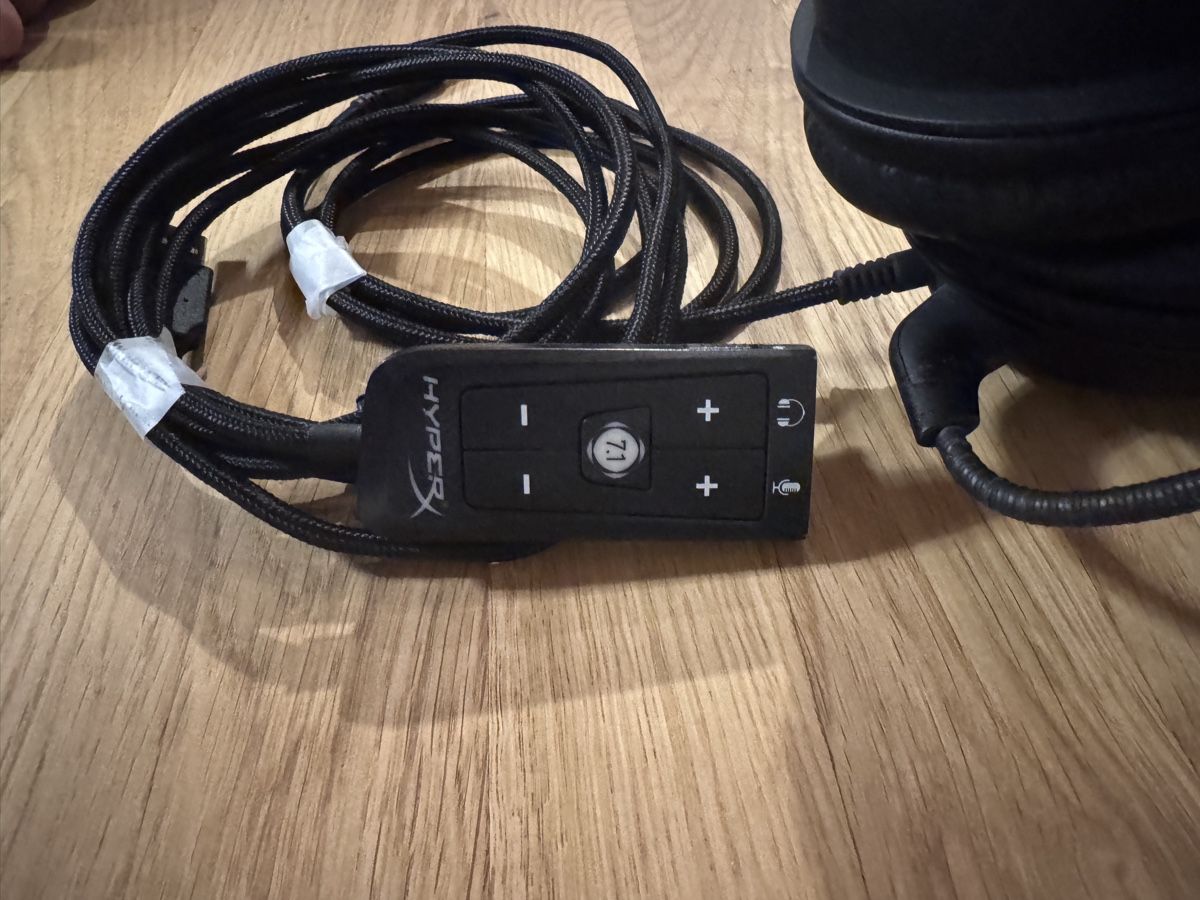 Sony Consoles: PS 5 Disc Edition  – D'occasion à Grächen par Patrick320 3