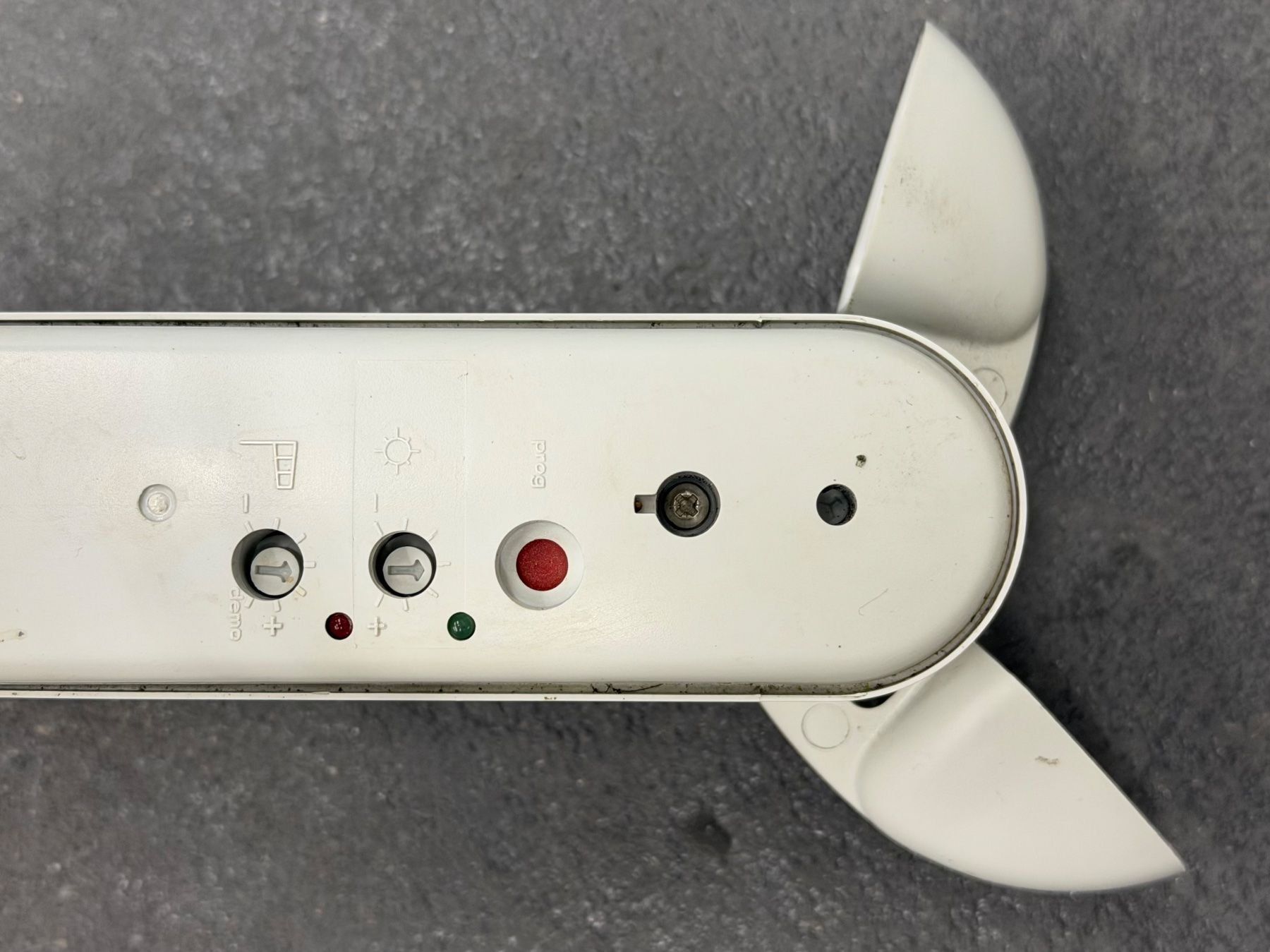 Somfy Tende da sole: Storensteuerung Somfy Soliris Sensor RTS – Usato da Matzingen venduto da Clie42 5