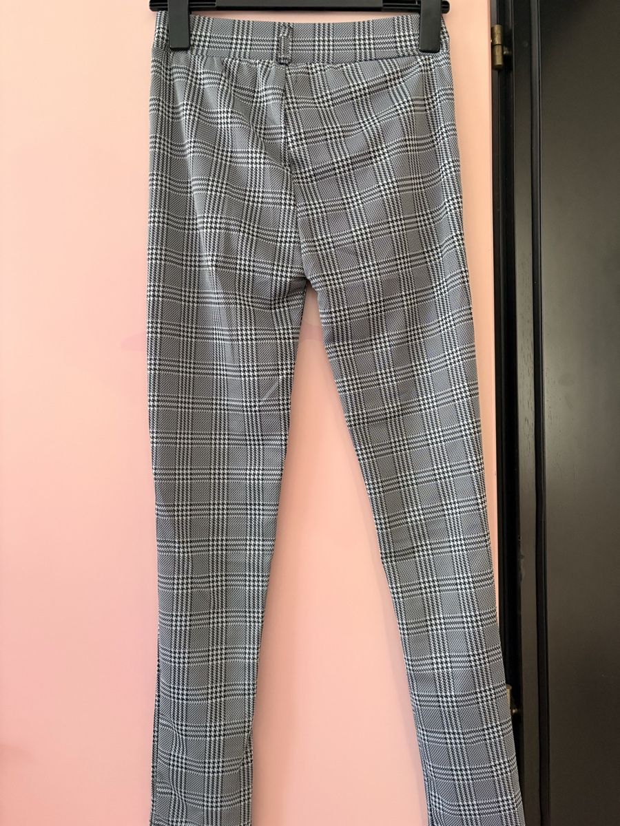 Pantaloni: Pantaloni a quadri grigi  – Nuovo (secondo la descrizione) da S. Antonino venduto da FedeKikka88 1