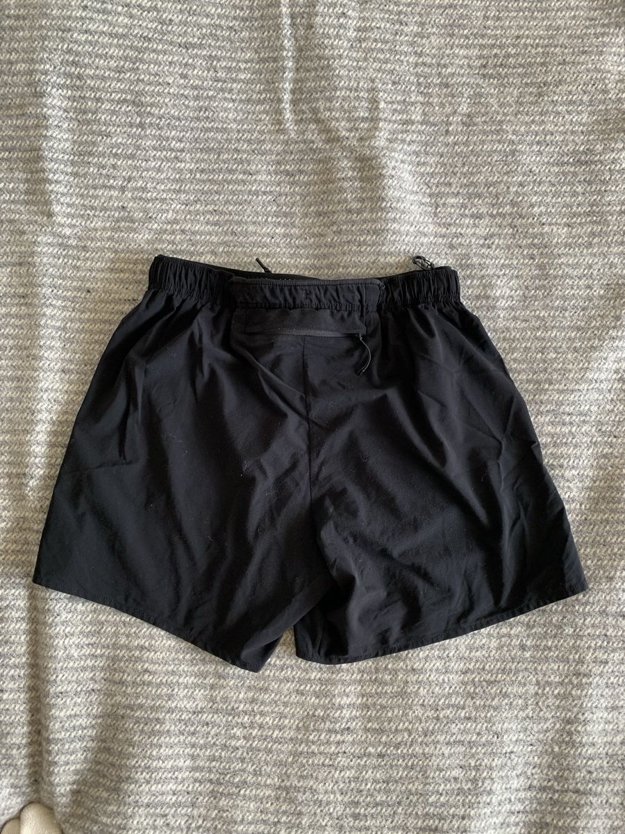 Satisfy Pantaloni: Satisfy Running Shorts Black Size 1 – Usato da Oberengstringen venduto da super-soft-focus 1