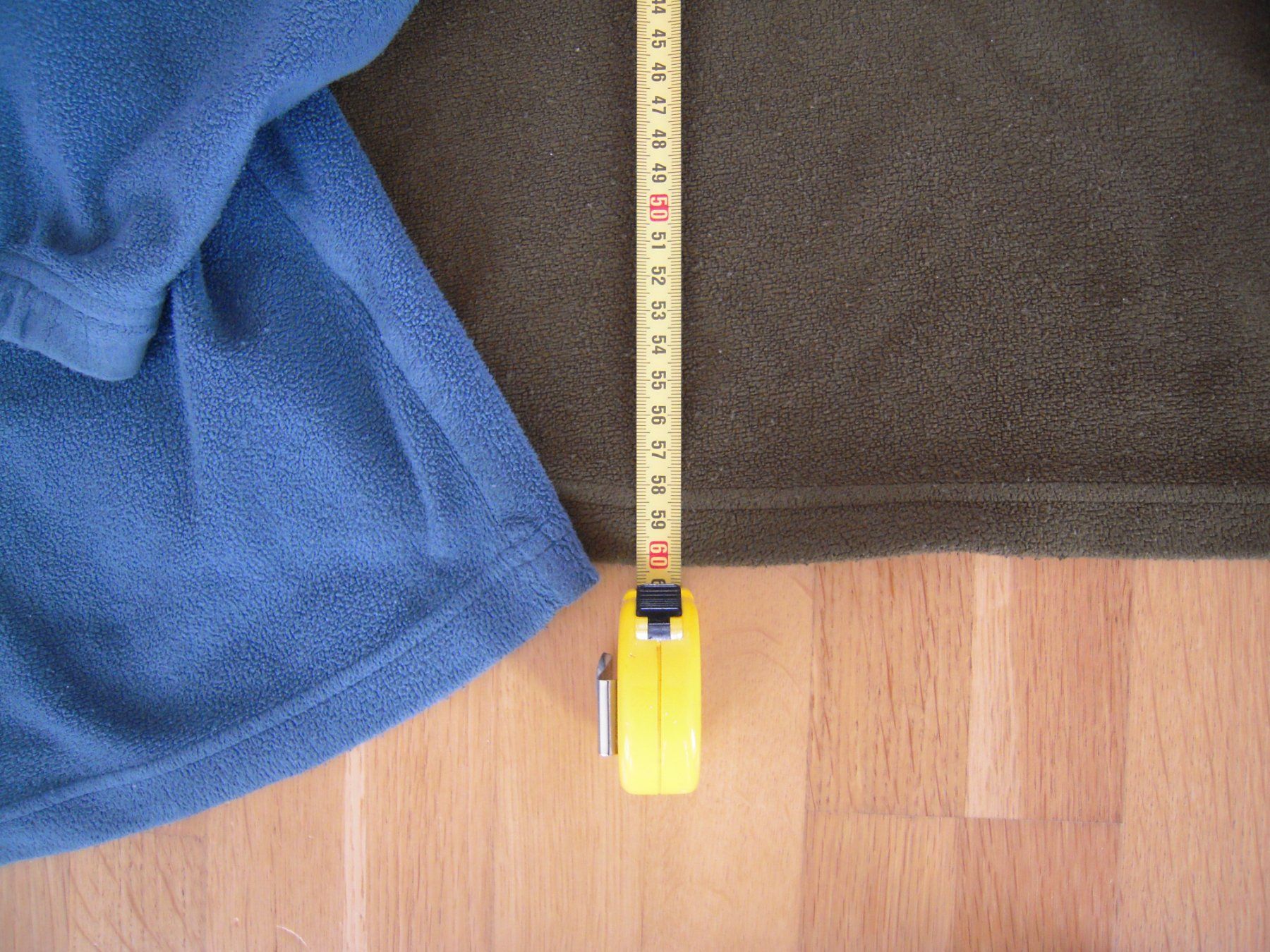 Maglioni & Felpe: 2 Damen Fleecepullover Gr M – Usato da Uzwil venduto da visions77 1