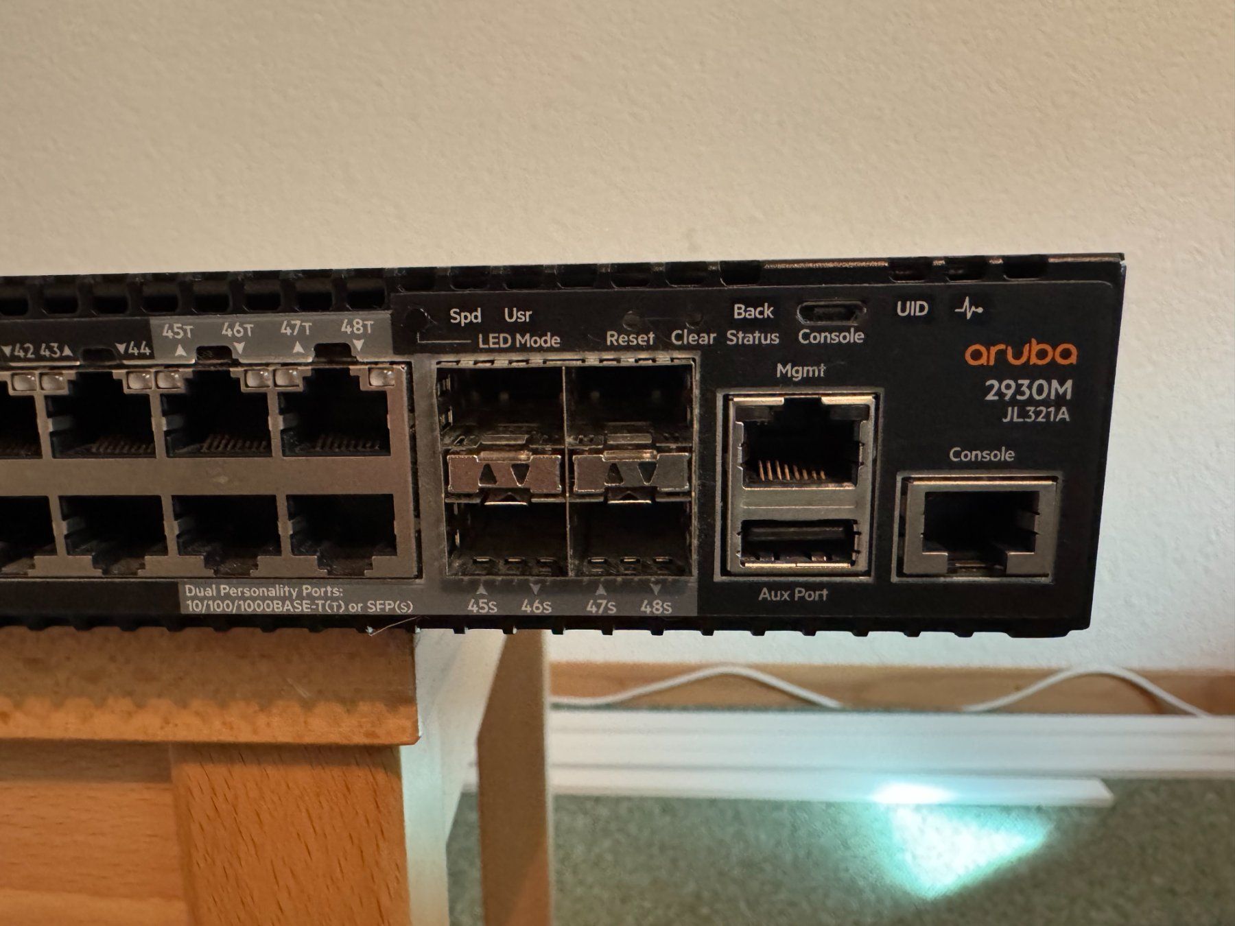 Hewlett Packard Hub & Switch: HPE Aruba 2930M – Usato da Hochfelden venduto da let_the_hammer_fall