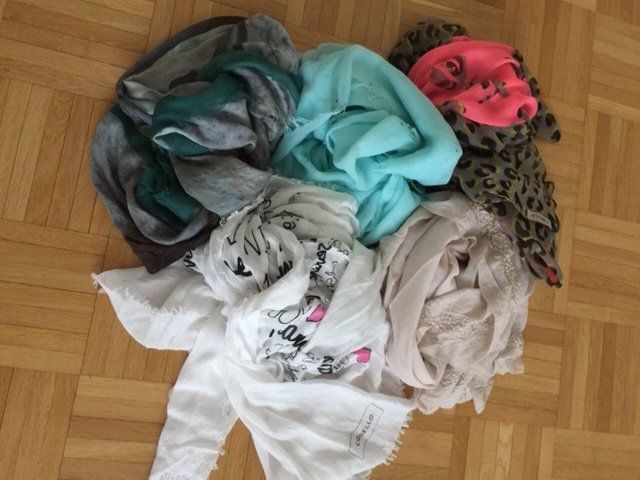 Codello Foulard & Sciarpe: Div. Schal`s "Codello" Neu! – Nuovo (secondo la descrizione) da Walenstadt venduto da ricamul 6
