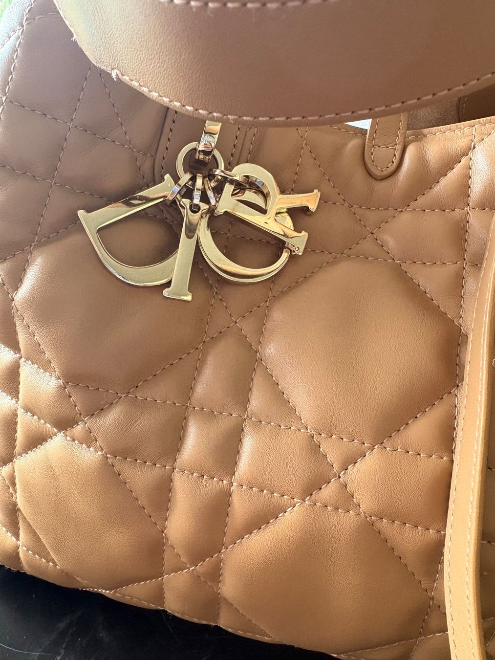 Dior Taschen für Damen: Dior Toujours in Camel – Gebraucht aus Wallisellen von Bbaebel 1