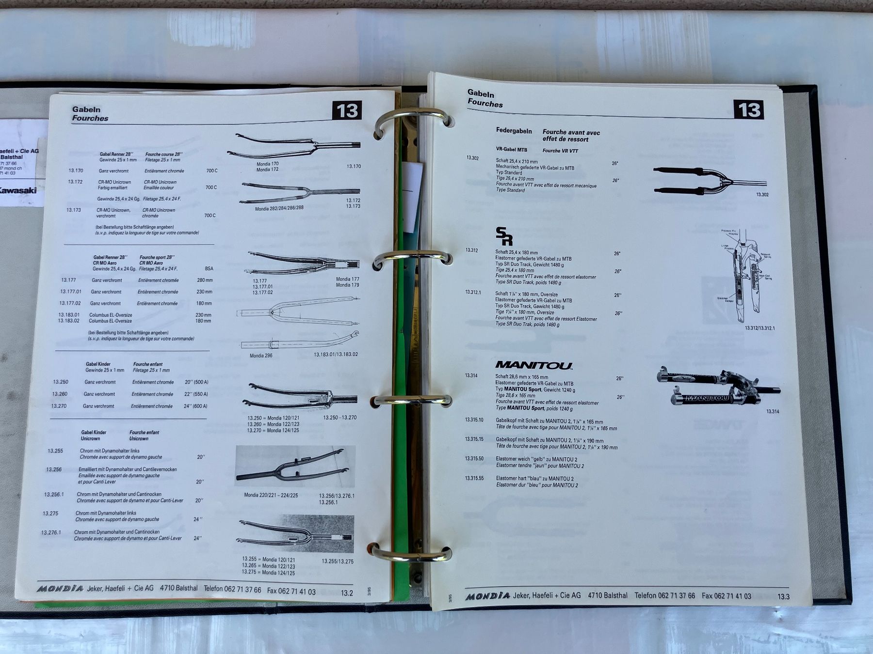 Mondia Pezzi di ricambio: Ersatzteilordner 1995 Mondiahändler / Shimano – Usato da Trimbach venduto da cendira 1